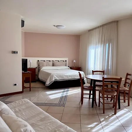Ξενοδοχείο με διαμερίσματα Montefiore San Baronto
