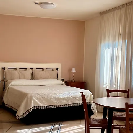 Aparthotel Montefiore 3*