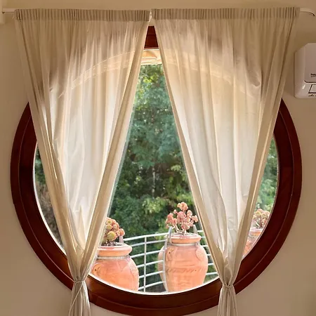 Montefiore Apart Otel 4*