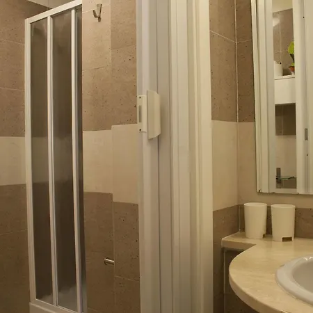 Montefiore Aparthotel