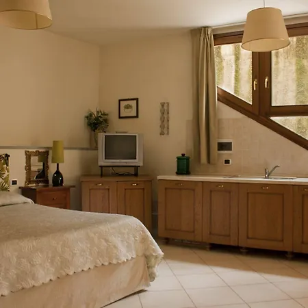 Montefiore Aparthotel San Baronto